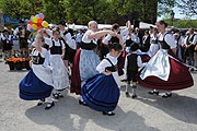 Eröffnung 2012 mit Volkstanz (Foto. Ingrid Grossmann)